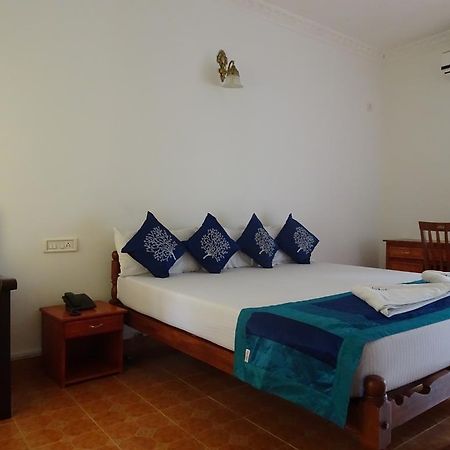 Cosy Regency Bed & Breakfast Alappuzha Exterior photo