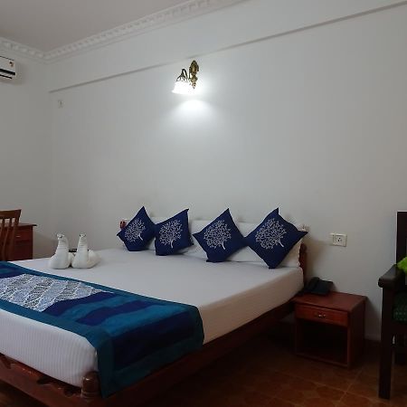 Cosy Regency Bed & Breakfast Alappuzha Exterior photo