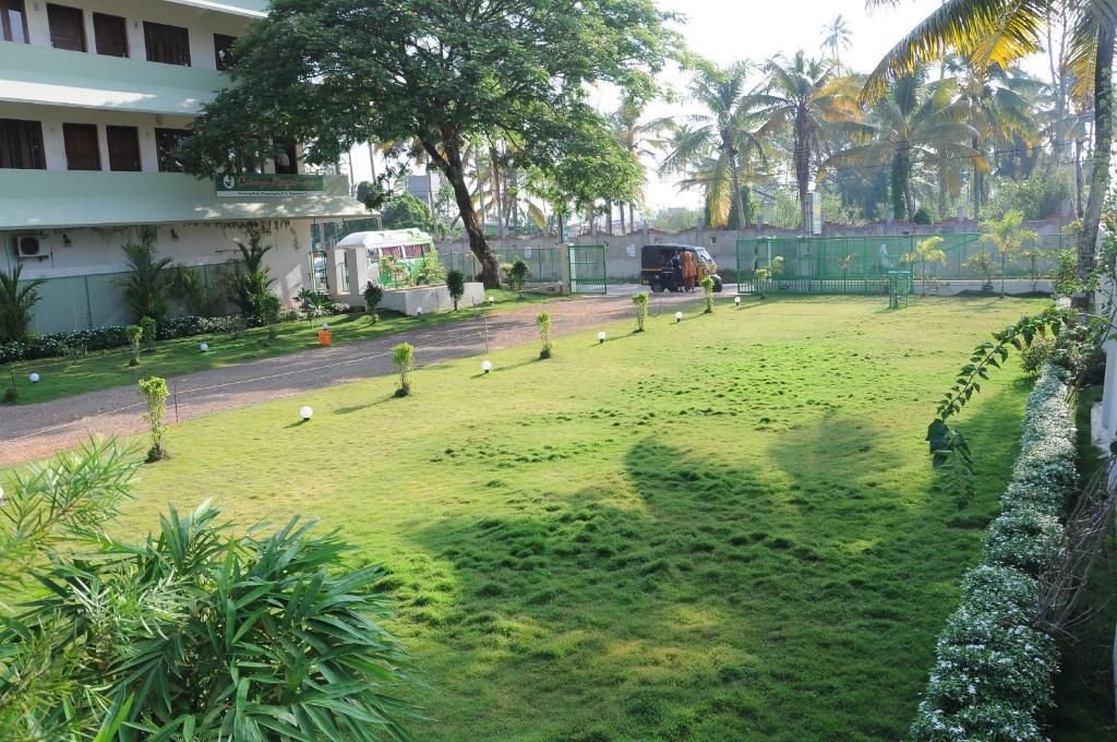 Cosy Regency Bed & Breakfast Alappuzha Exterior photo