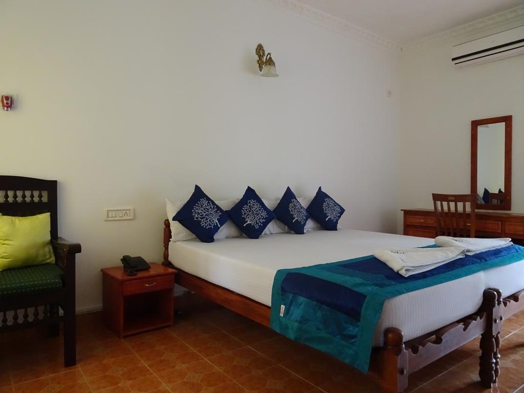 Cosy Regency Bed & Breakfast Alappuzha Exterior photo