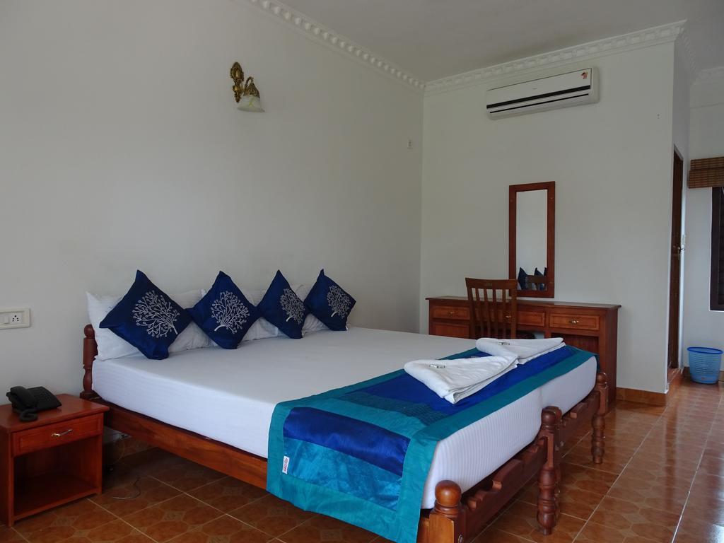 Cosy Regency Bed & Breakfast Alappuzha Exterior photo