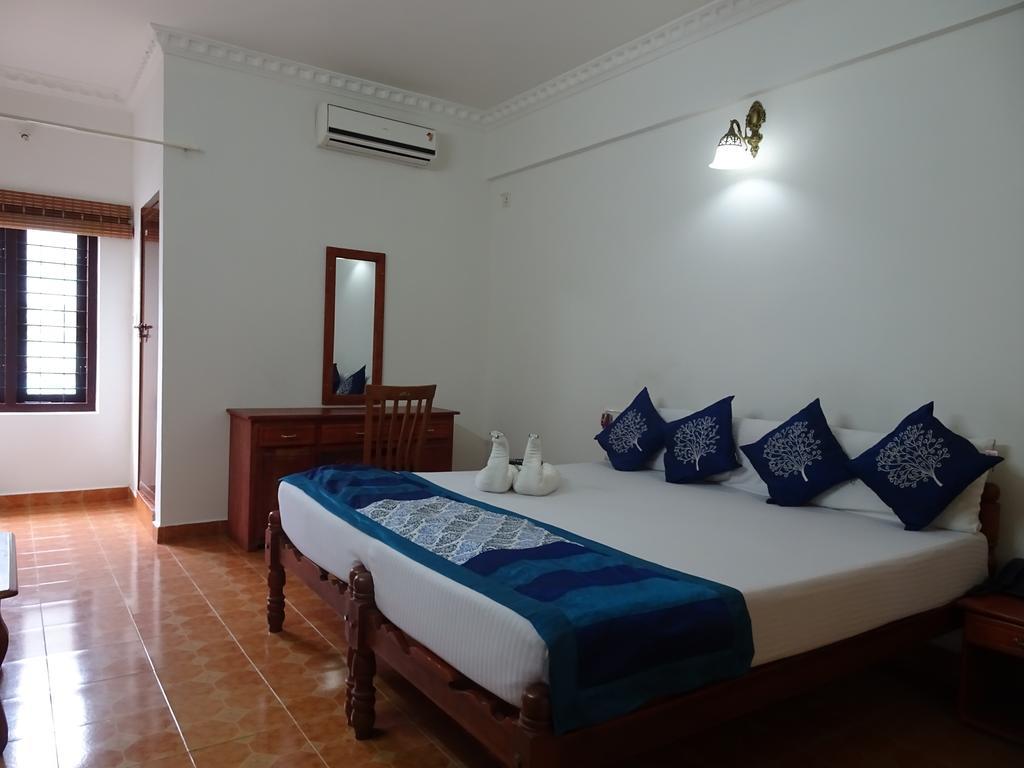 Cosy Regency Bed & Breakfast Alappuzha Exterior photo