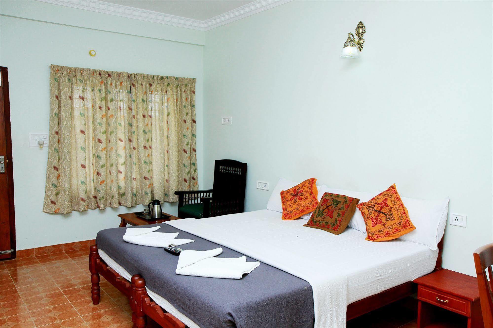 Cosy Regency Bed & Breakfast Alappuzha Exterior photo