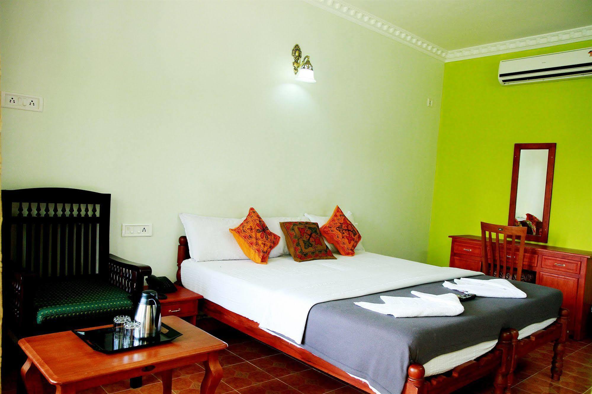 Cosy Regency Bed & Breakfast Alappuzha Exterior photo